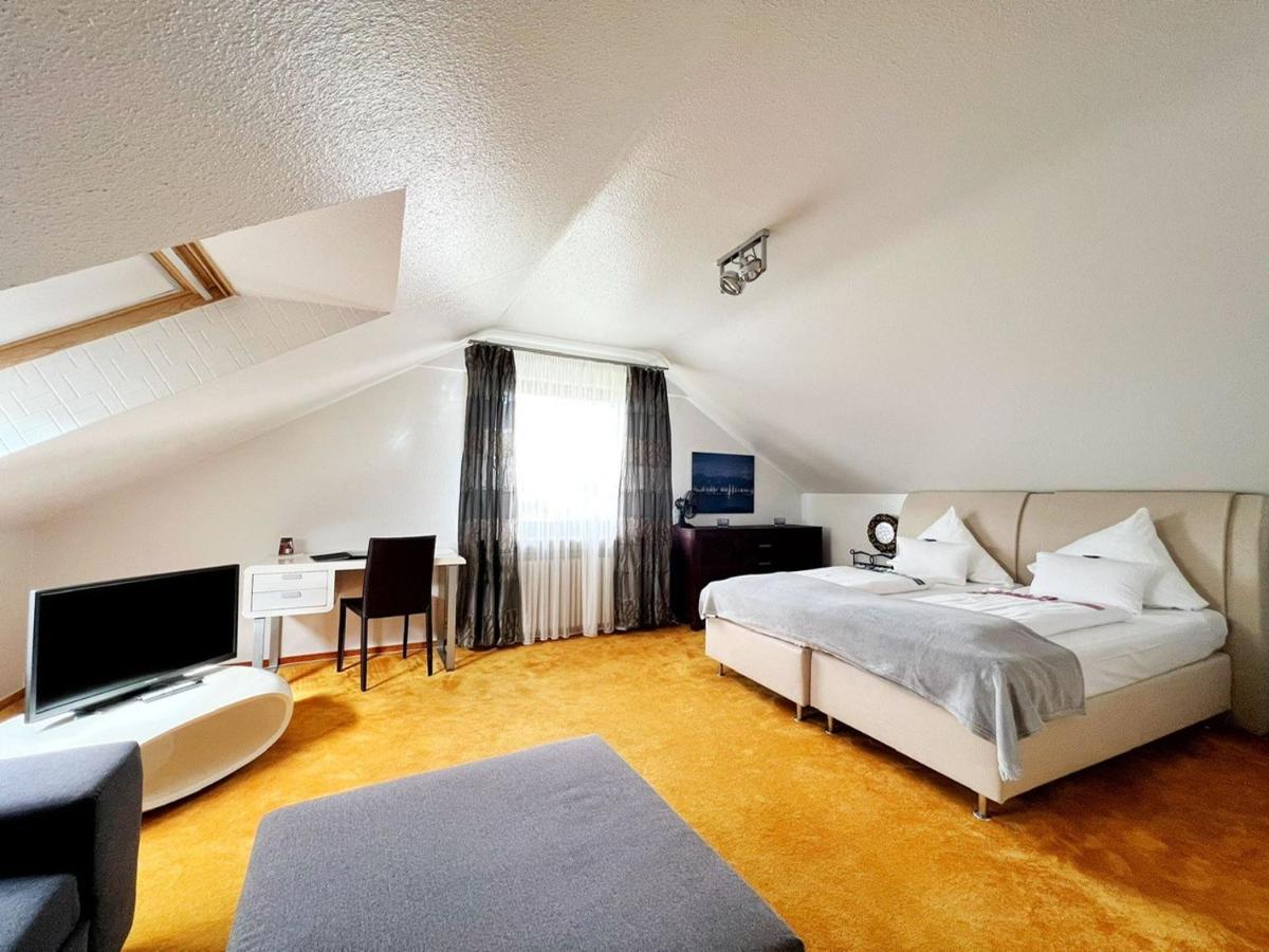Hotel Hellers Twenty Four I -24H-Check-In- Friedrichshafen Exteriér fotografie