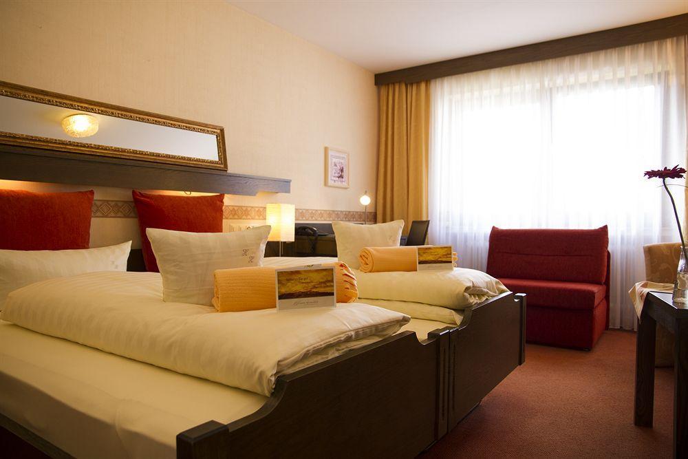 Hotel Hellers Twenty Four I -24H-Check-In- Friedrichshafen Exteriér fotografie